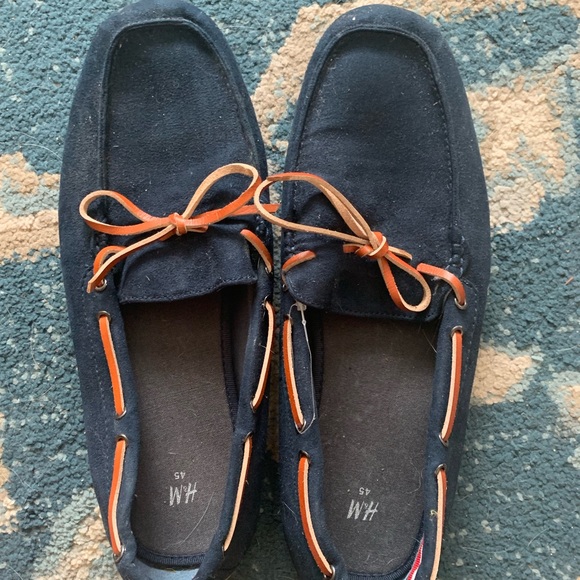 H&M men’s size 10.5 soft boat shoe/slipper - Picture 2 of 3